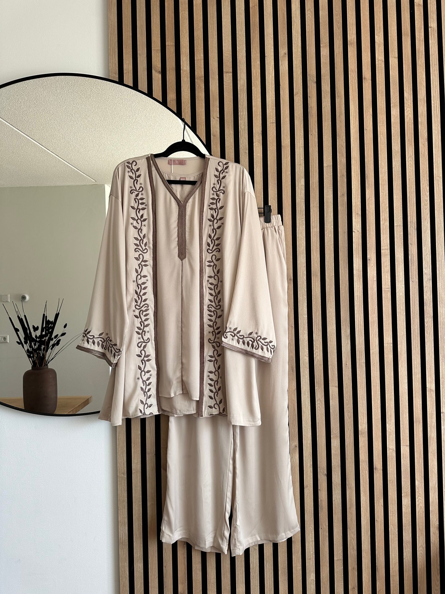 JABADOR MANAL BEIGE