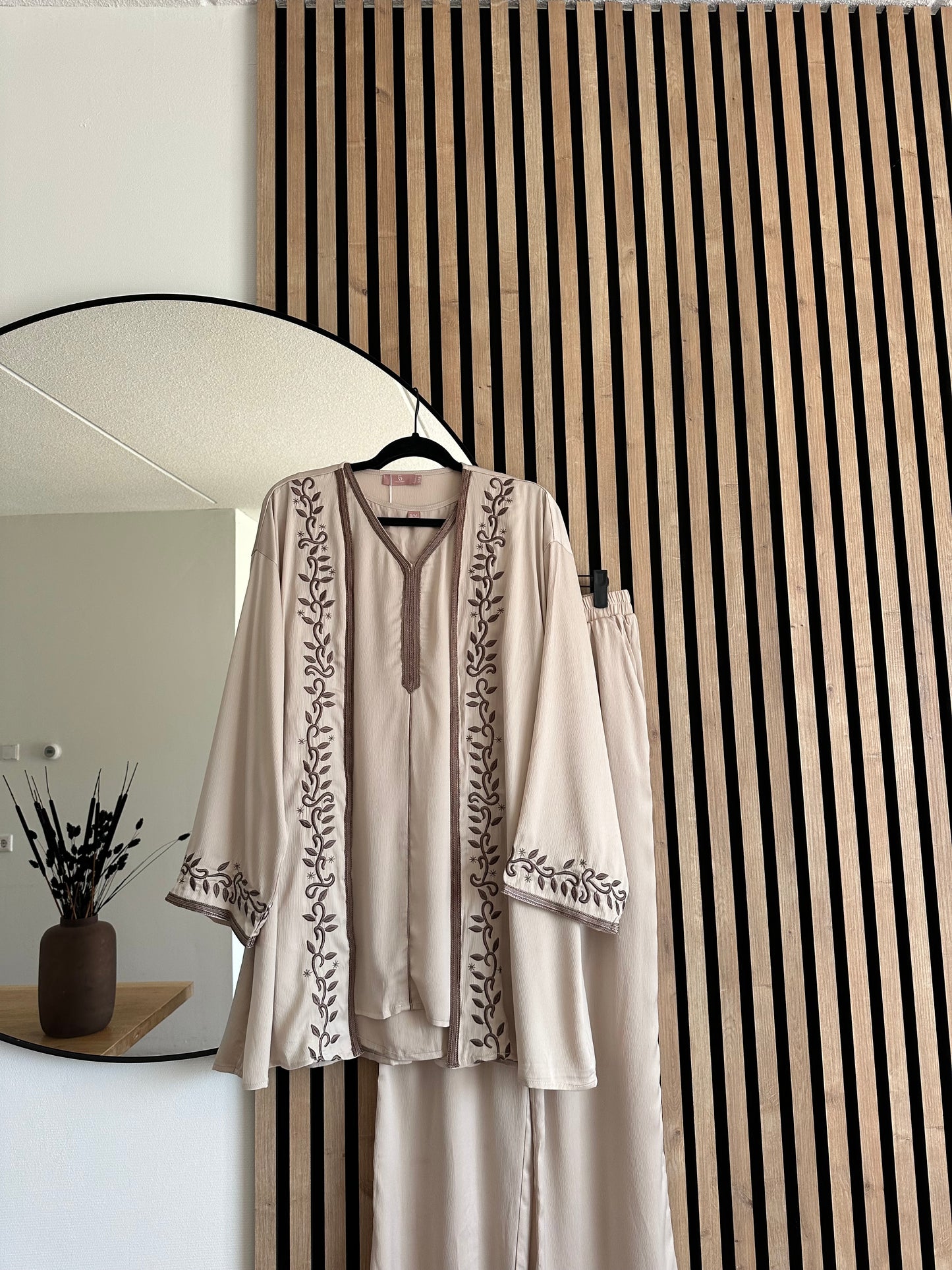 JABADOR MANAL BEIGE