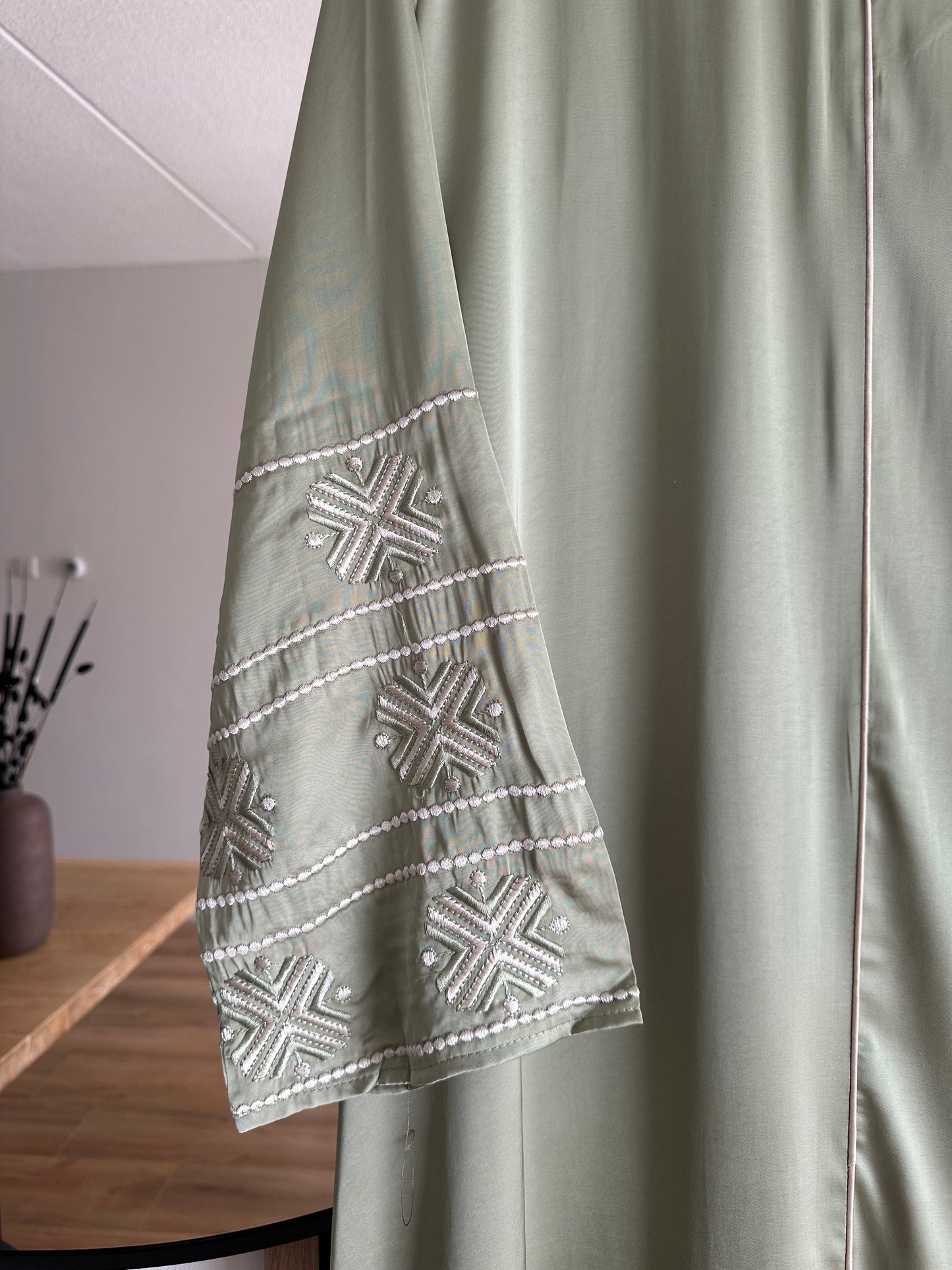 ABAYA HAYAT GREEN