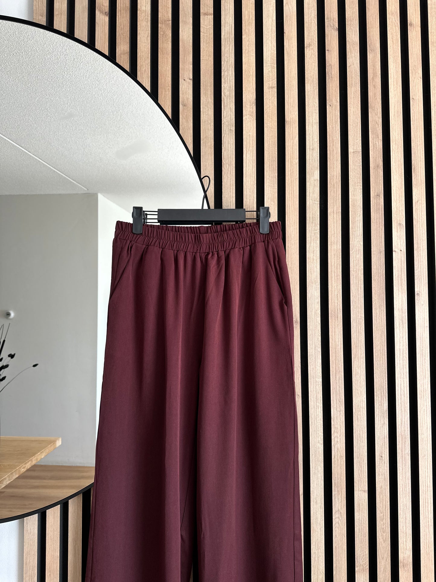 SET NADJAE BURGUNDY