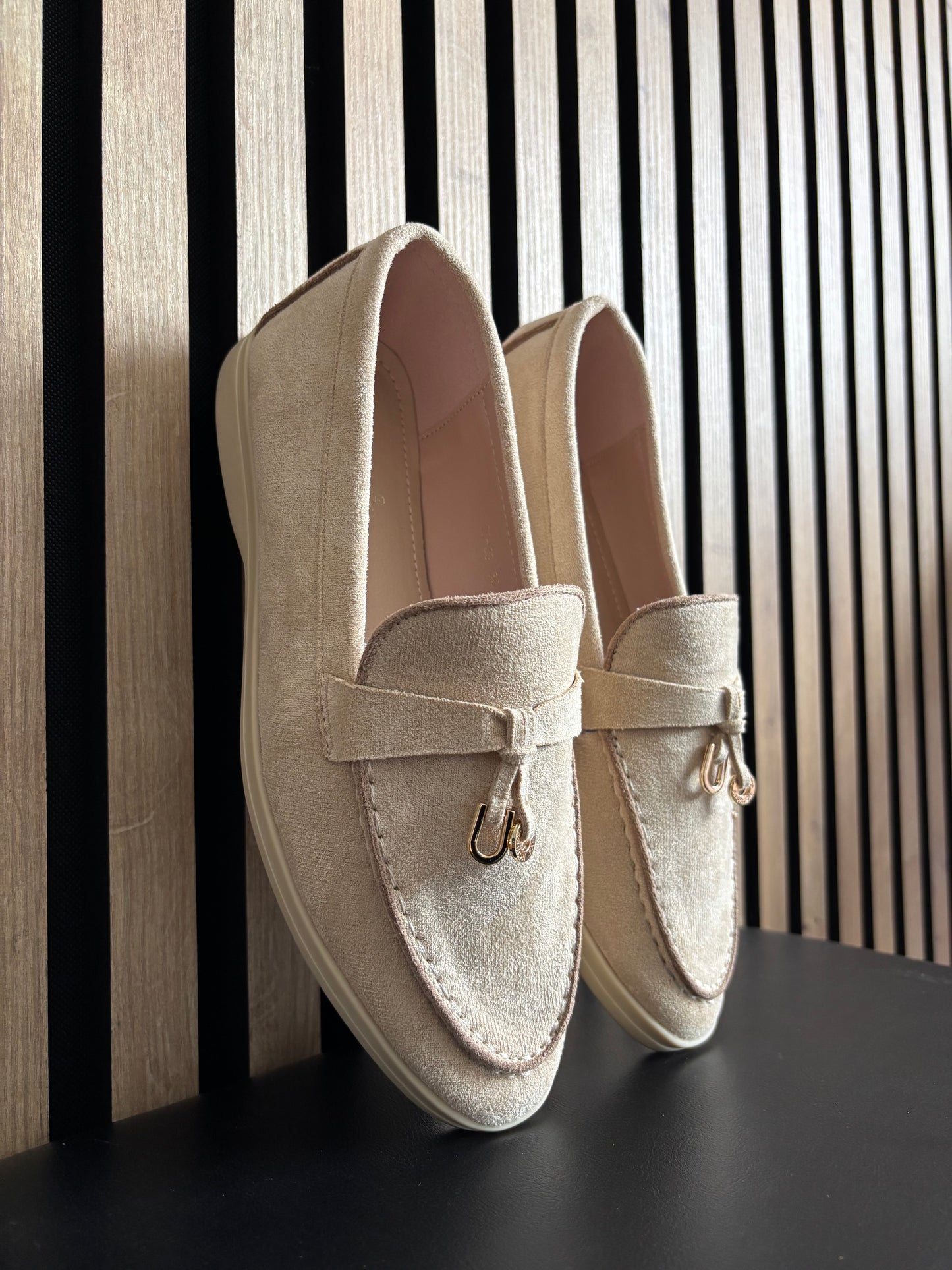 MOCASÍN LORO BEIGE
