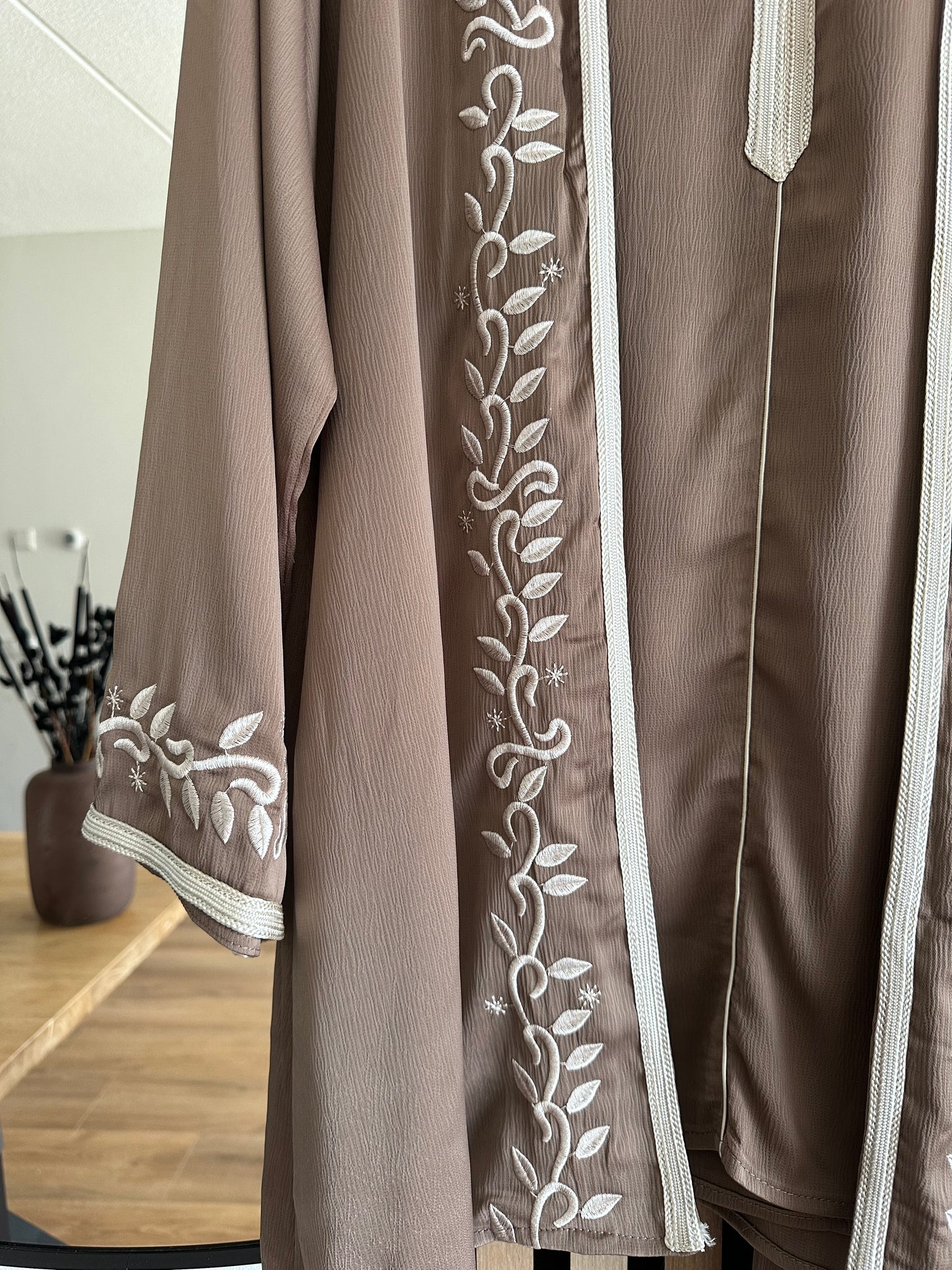 JABADOR MANAL TAUPE