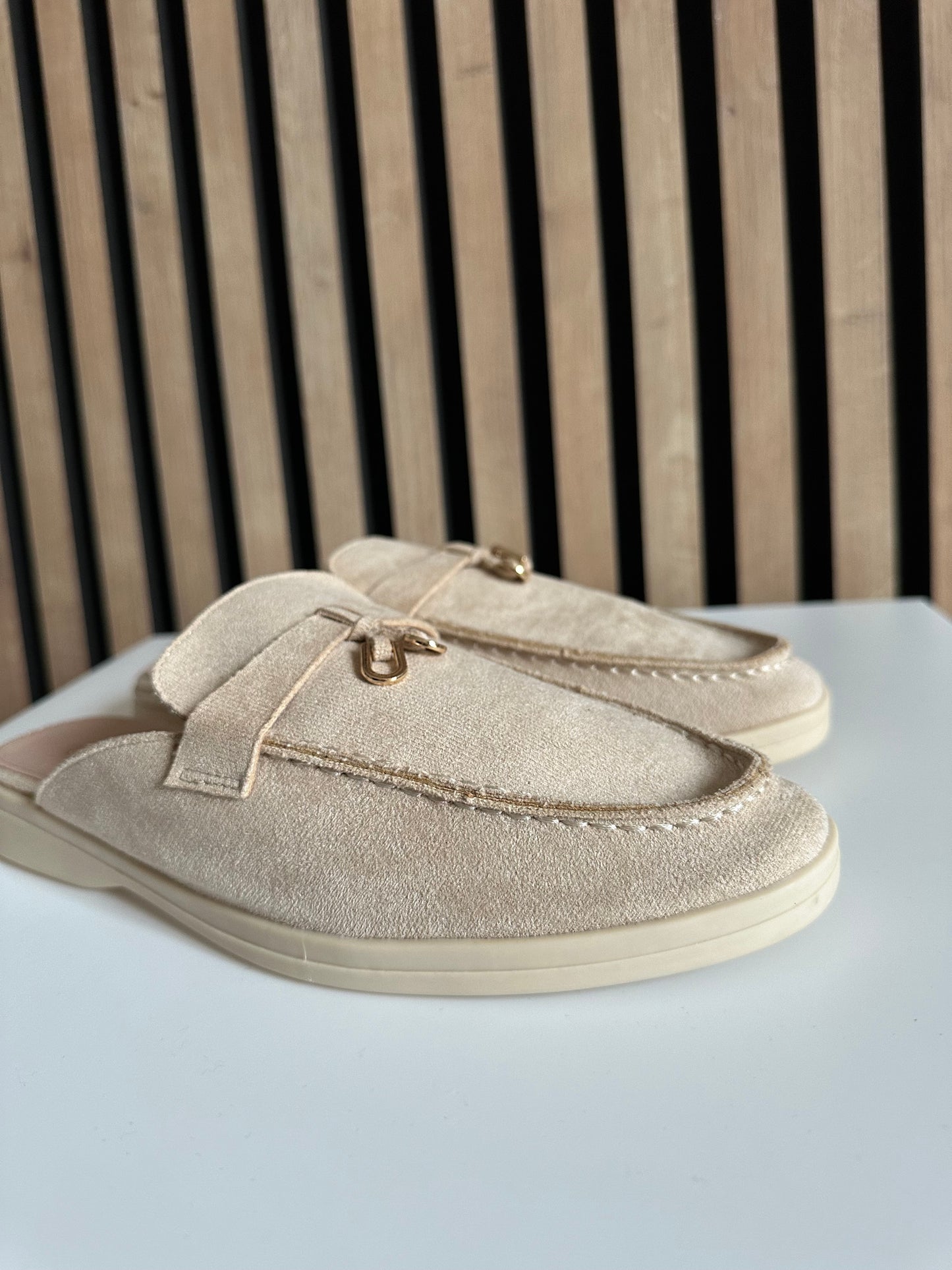 MOCASÍN LORO BEIGE