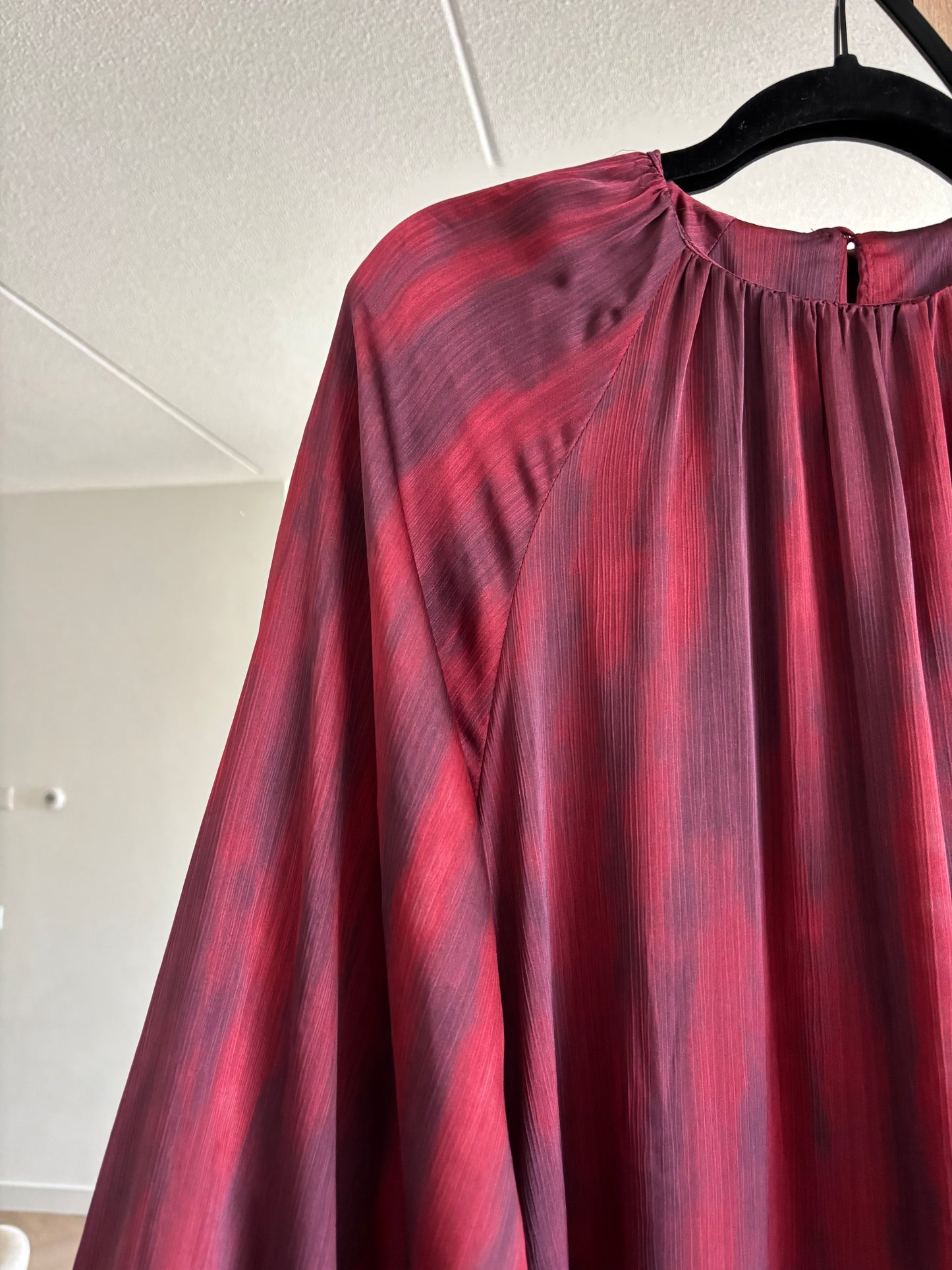 DRESS LEYDI BORDO