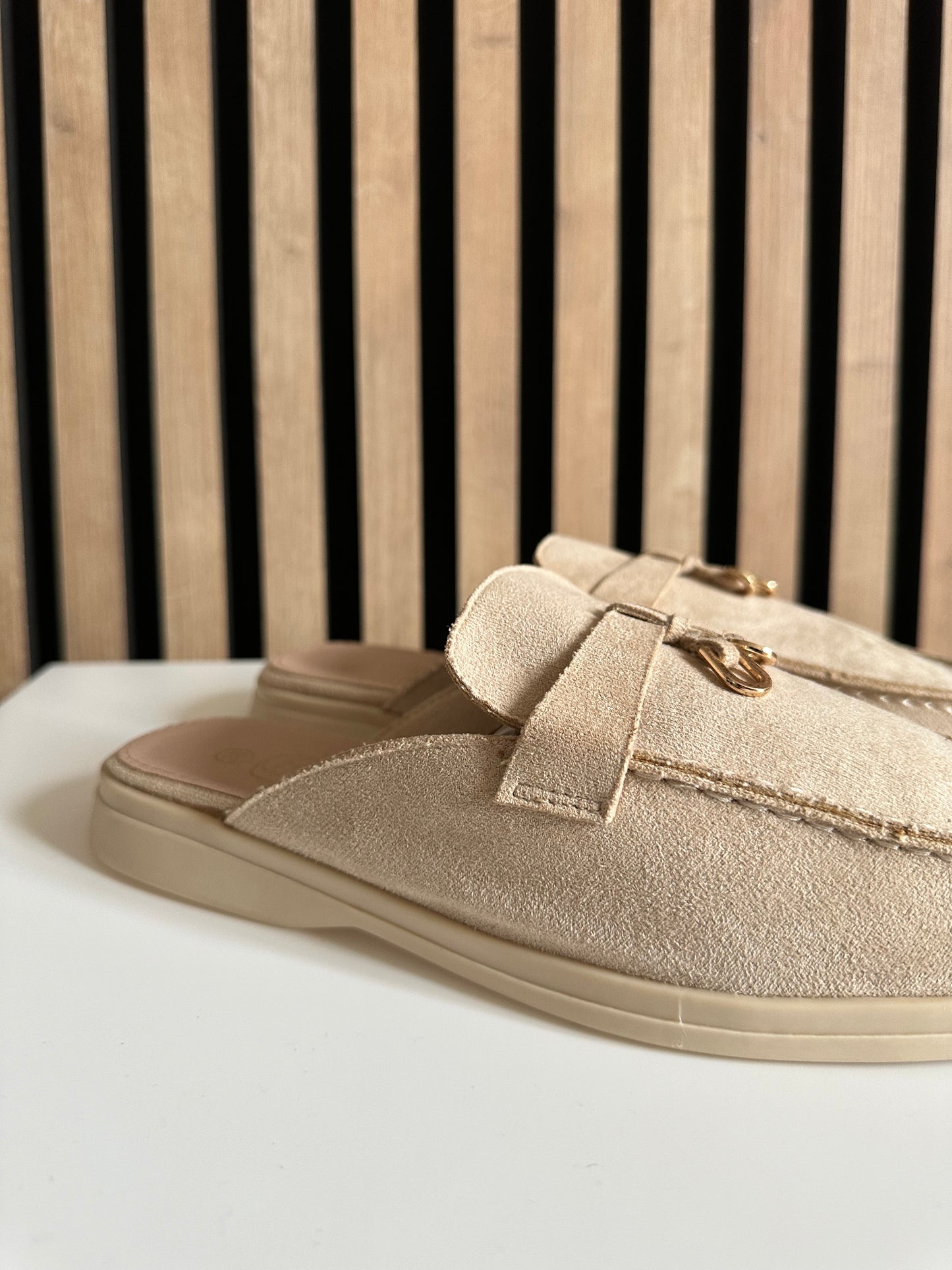 MOCASÍN LORO BEIGE