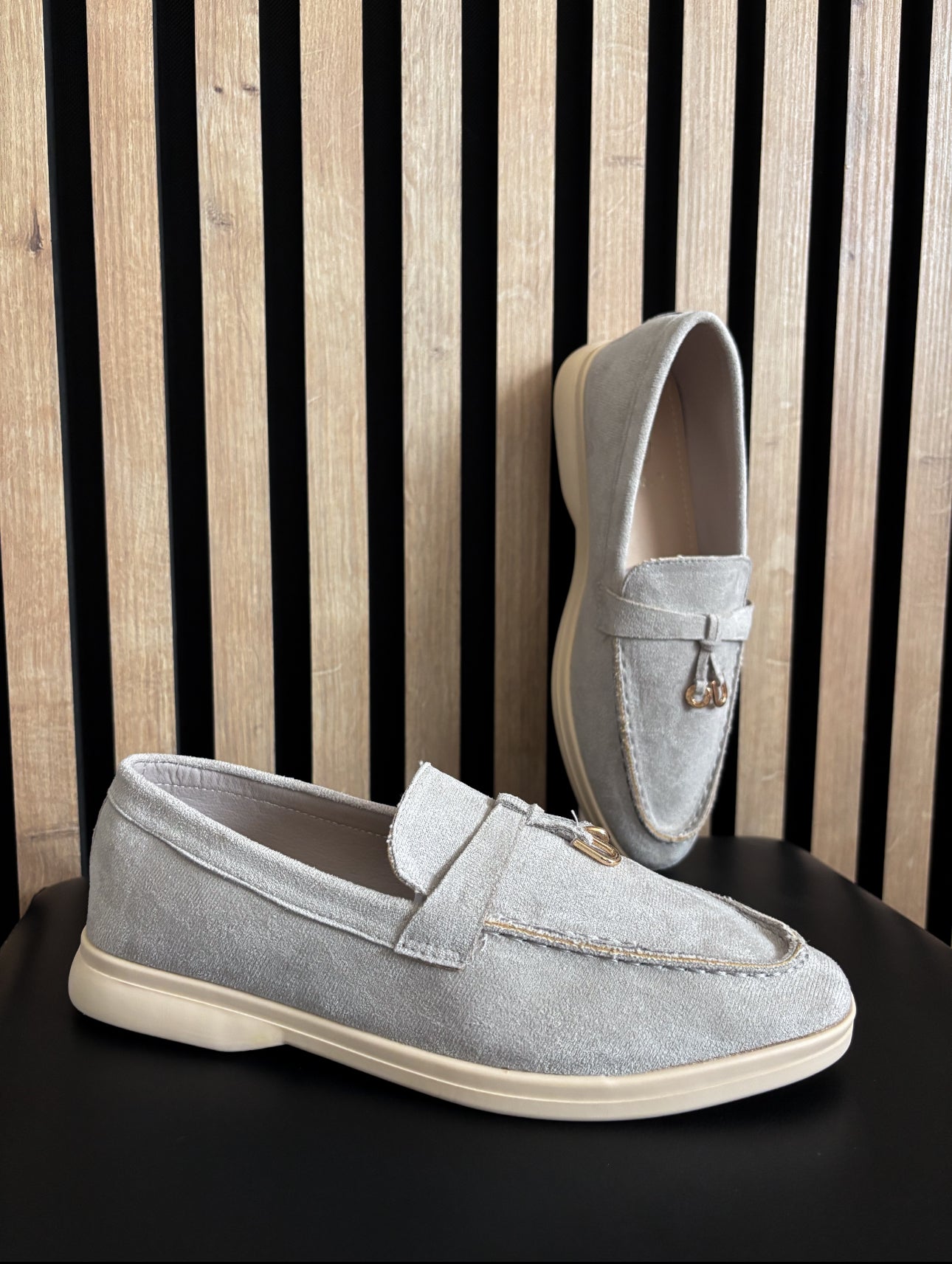 MOCASIN LORO GREY