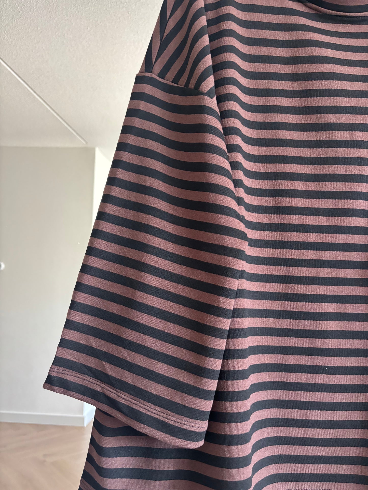 JERSEY OVERSIZE BLACK-DARK BROWN