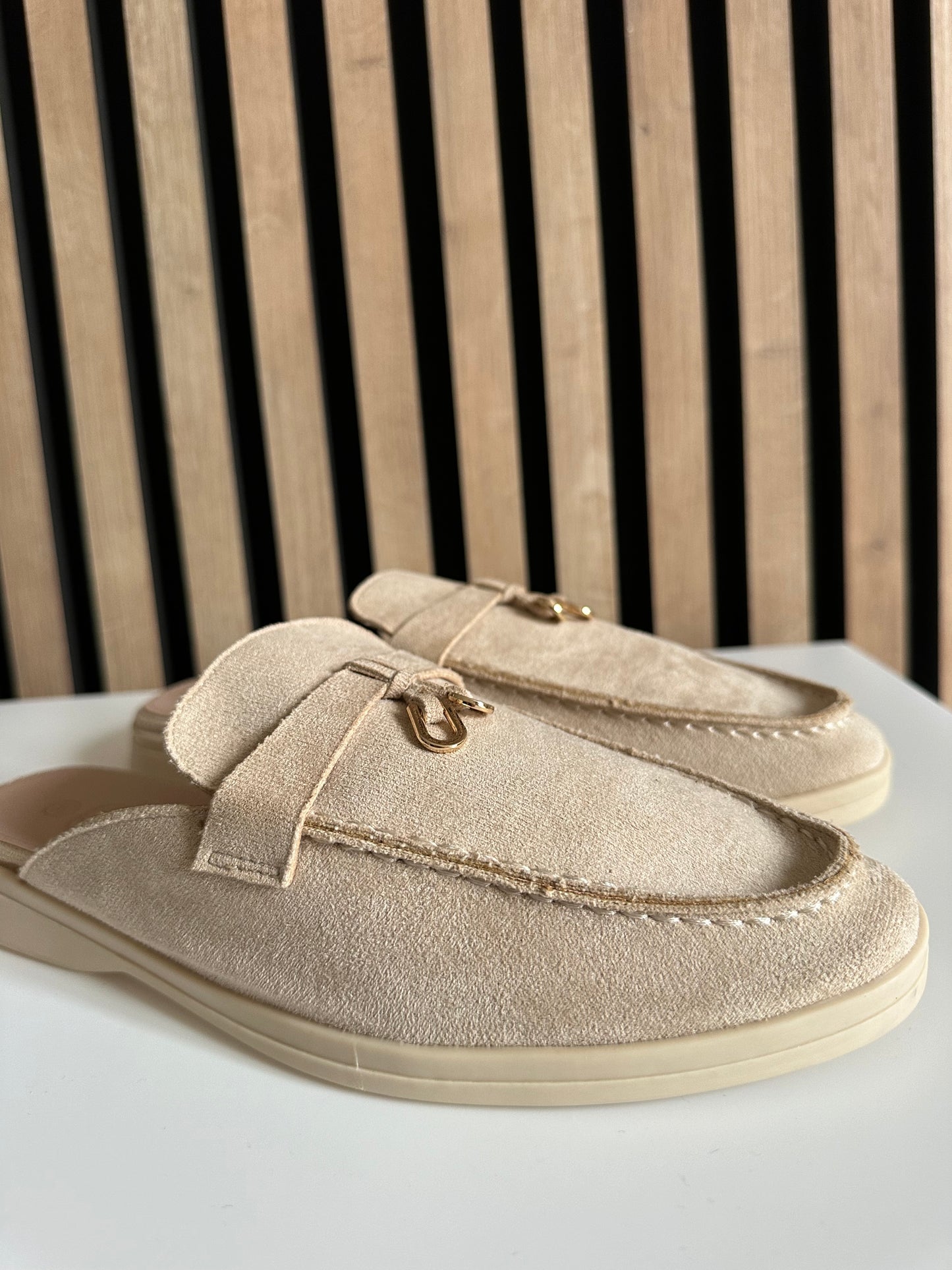 MOCASÍN LORO BEIGE