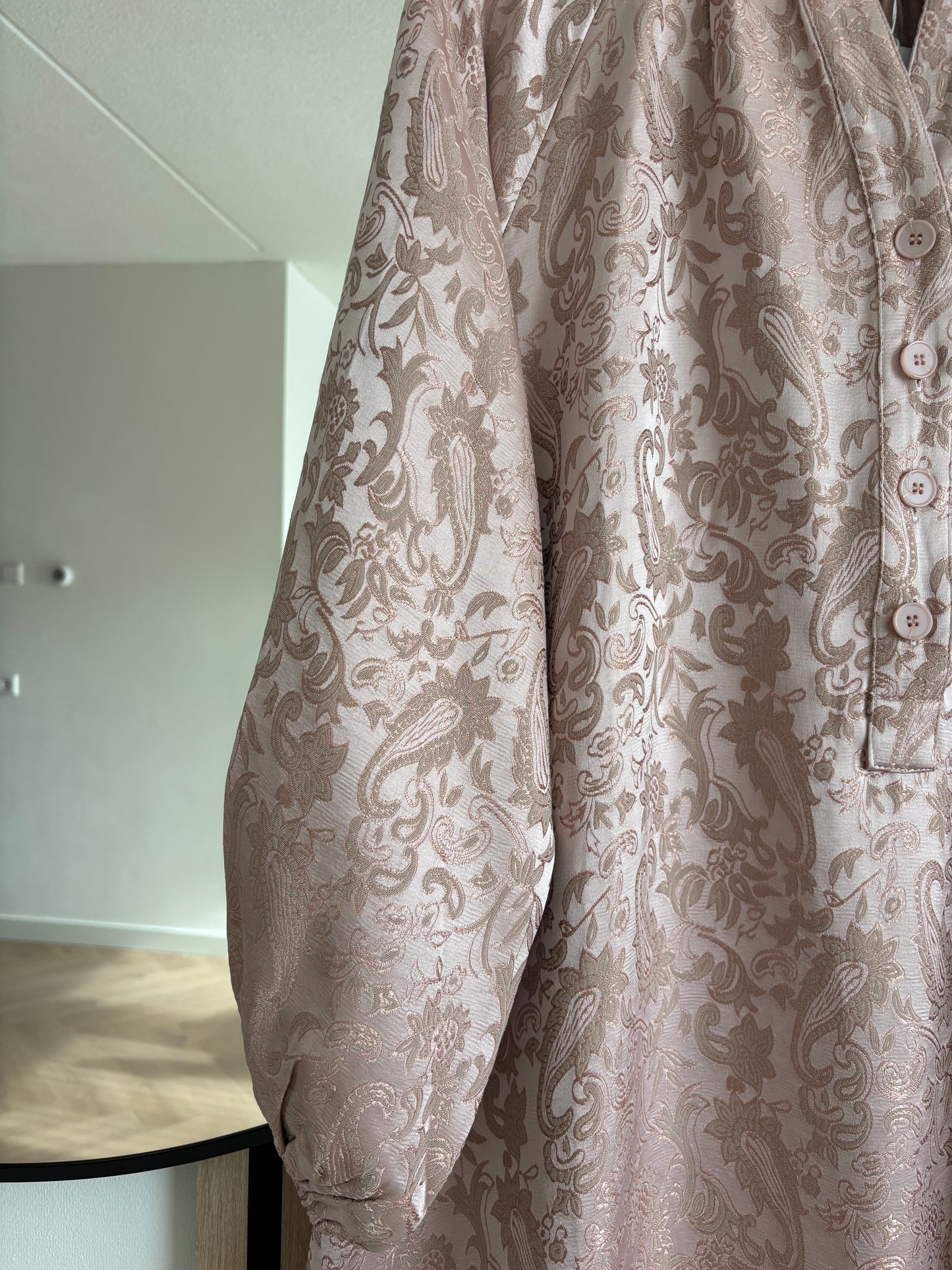 DRESS LINNA BROCARD PINK