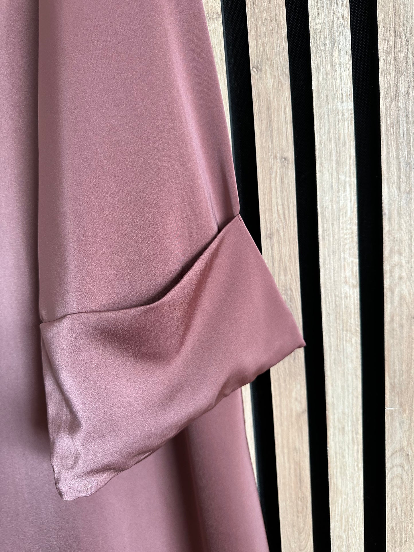 ABAYA NAIARA BROWN ROSE