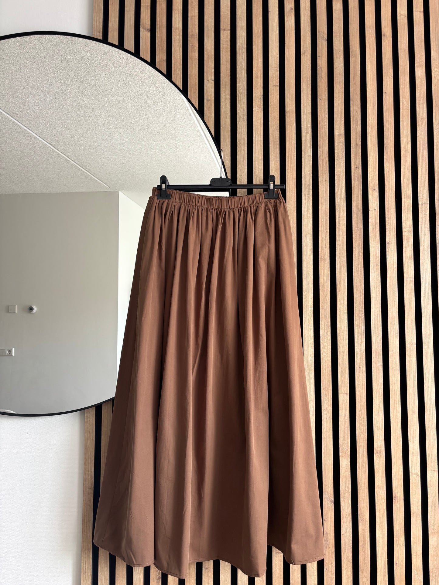SET OUMAIMA BROWN