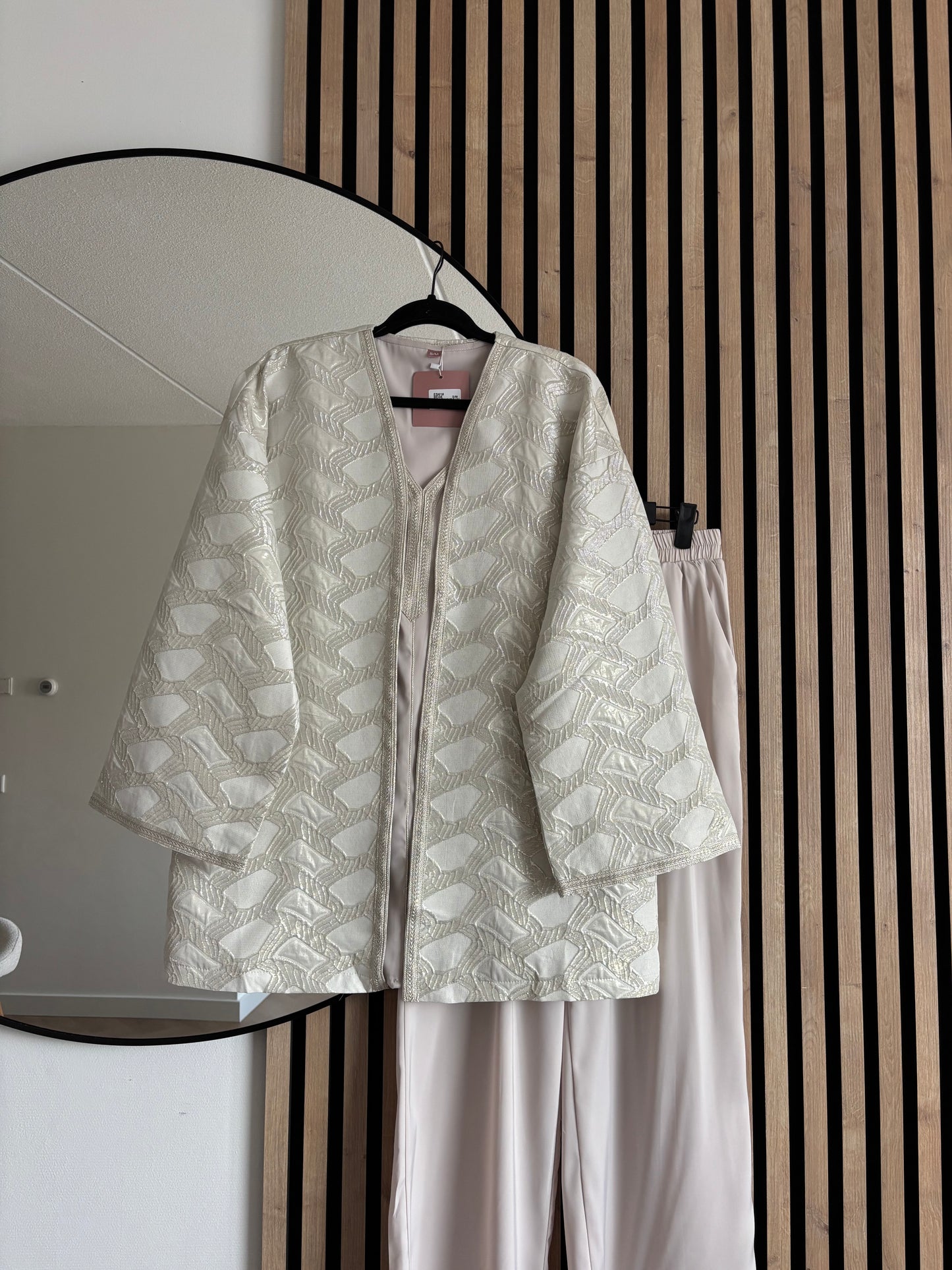 SET JABADOR BROCARD BEIGE