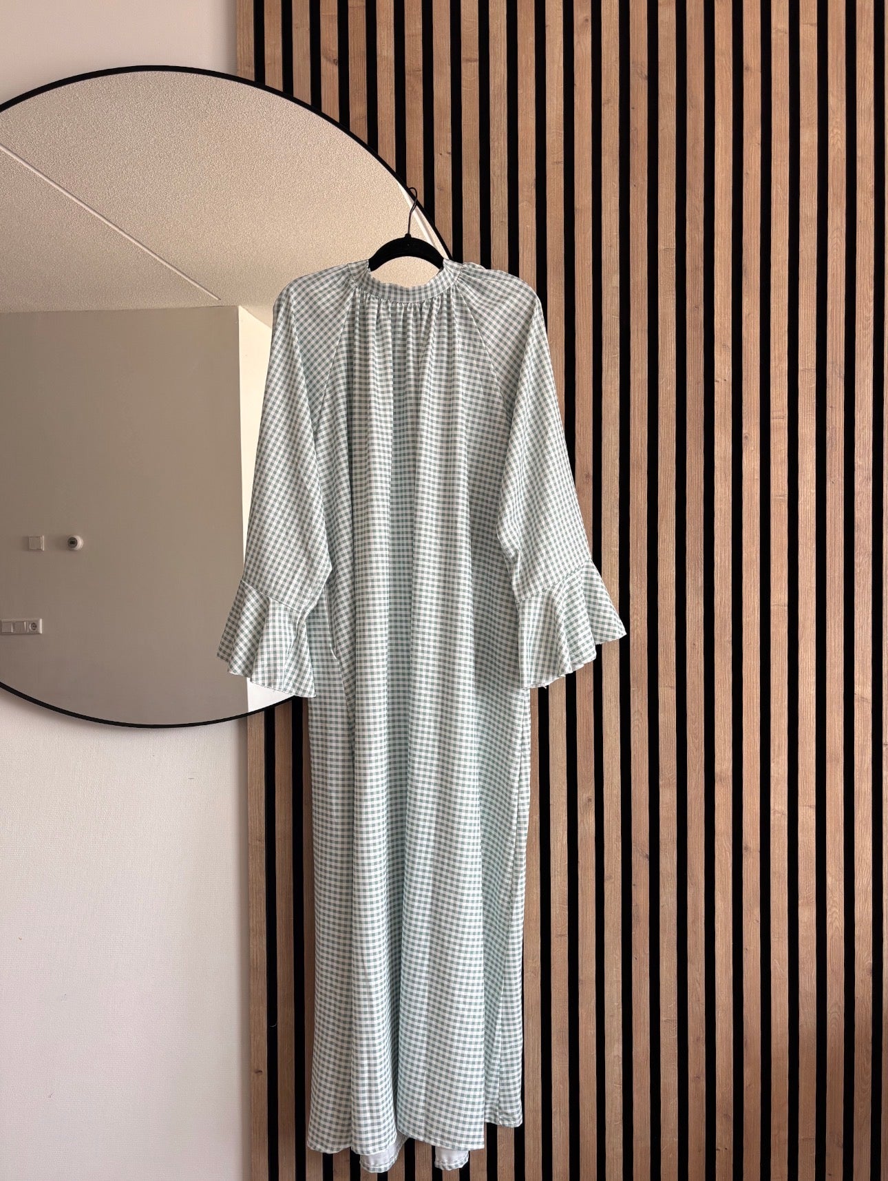 DRESS AYNA