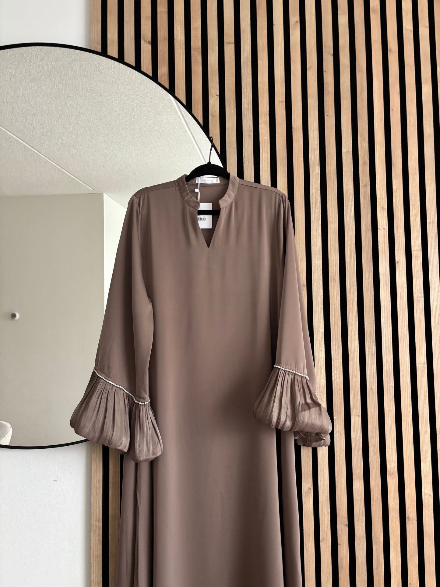 DRESS SARAH TAUPE
