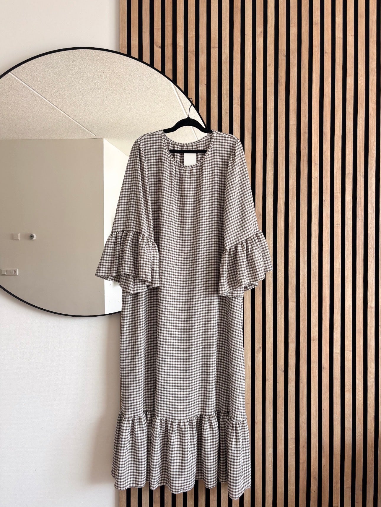 DRESS INLA