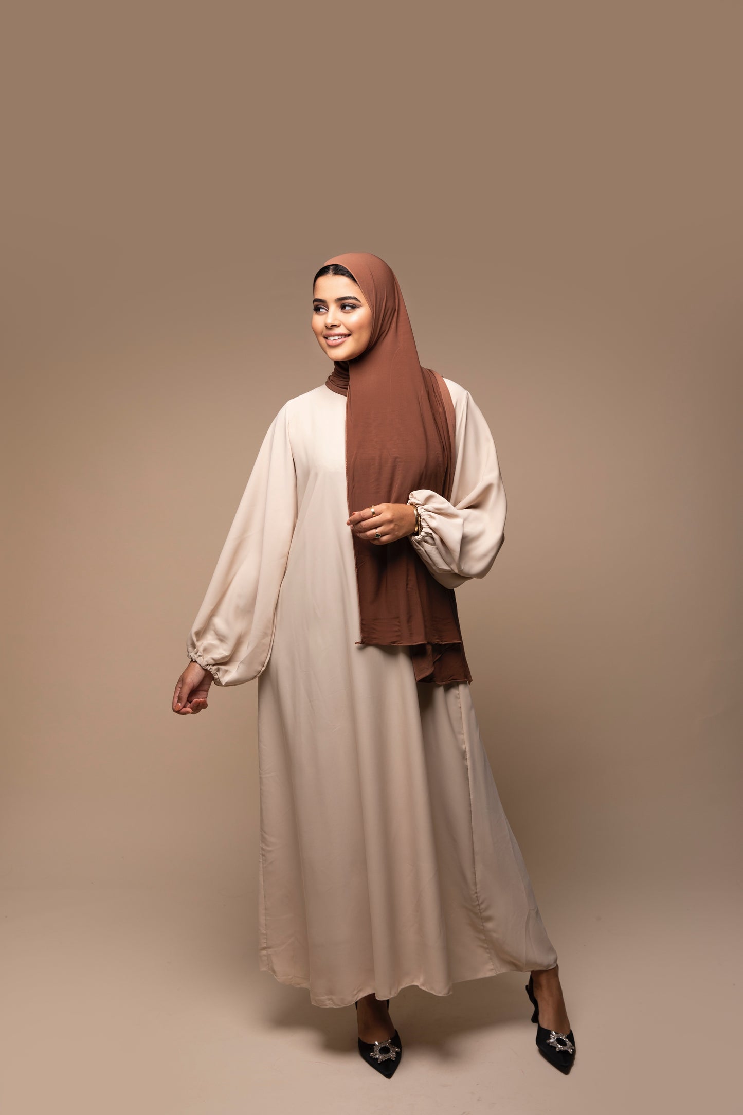 ABAYA AMIRA BEIGH