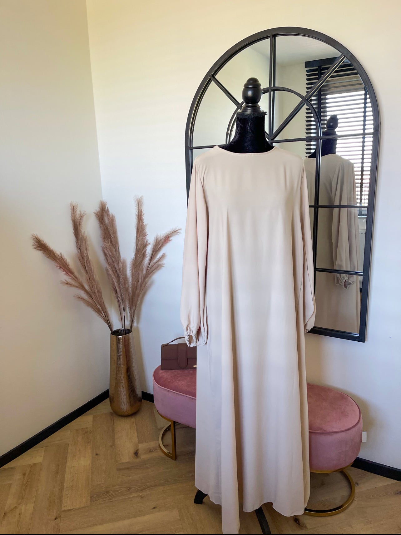 ABAYA AMIRA BEIGH